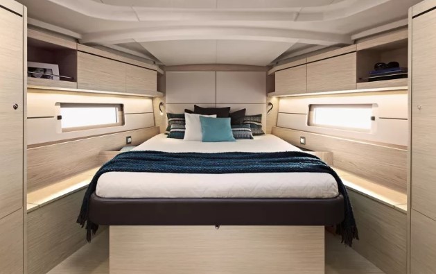 Oceanis-46.1-4